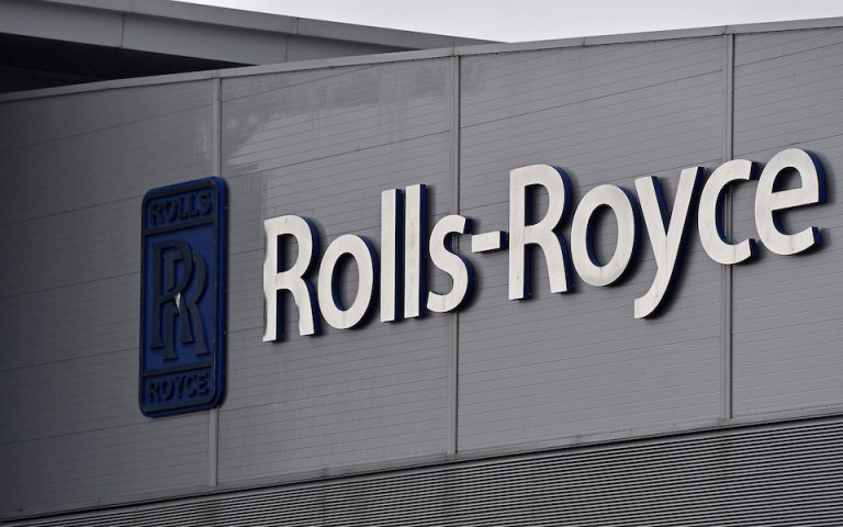 Rolls Royce: Στο «σφυρί» οι κινητήρες αεροσκαφών, λιγοστεύουν οι «μνηστήρες»