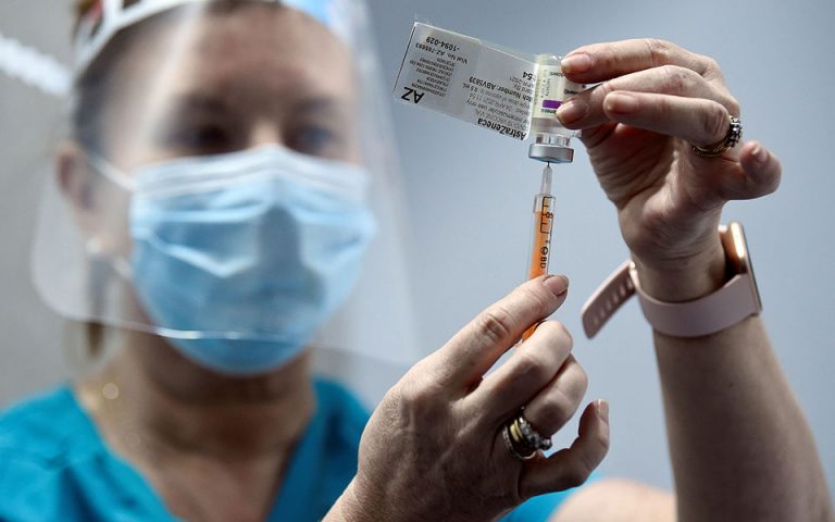 Νέο ημερήσιο ρεκόρ εμβολιασμών: Θα αγγίξουν τις 53.000 δόσεις σε ένα 24ωρο