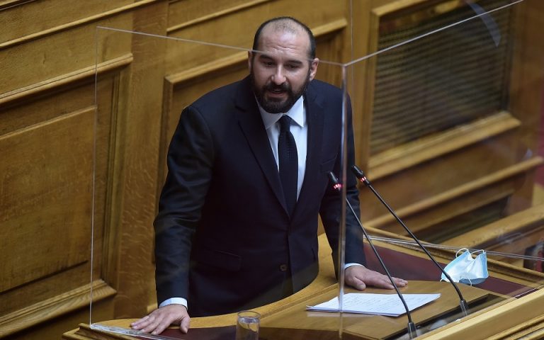 Δ. Τζανακόπουλος: Συνεχείς παλινωδίες της κυβέρνησης στη διαχείριση της πανδημίας