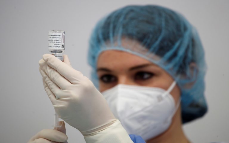 ΠΟΥ: Τα εμβόλια έσωσαν μισό εκατομμύριο ζωές από τον κορωνοϊό στην Ευρώπη