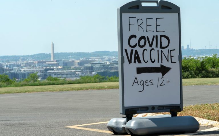 Τελικά πρέπει να εμβολιαστούν τα παιδιά;