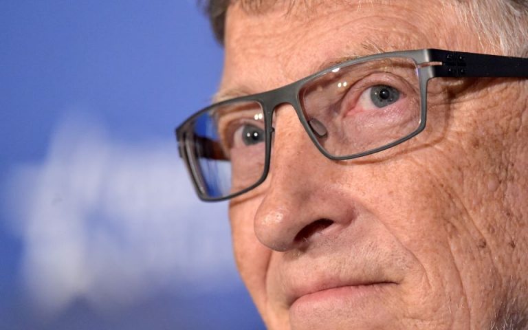 Με τι εκβίαζε ο Jeffrey Epstein τον Bill Gates;