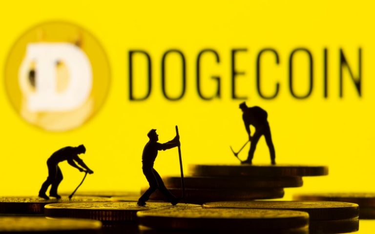 Ελον Μασκ: Ξεκινά δημοσκόπηση και ανεβάζει το Dogecoin