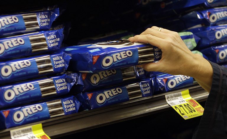 Mondelez: Πιο ακριβά κατά 7% τα cookies Oreo από το 2022