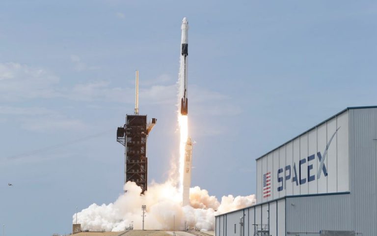 Η SpaceX αναμένεται να συγκεντρώσει 1,7 δισ. δολ. σε νέα χρηματοδότηση