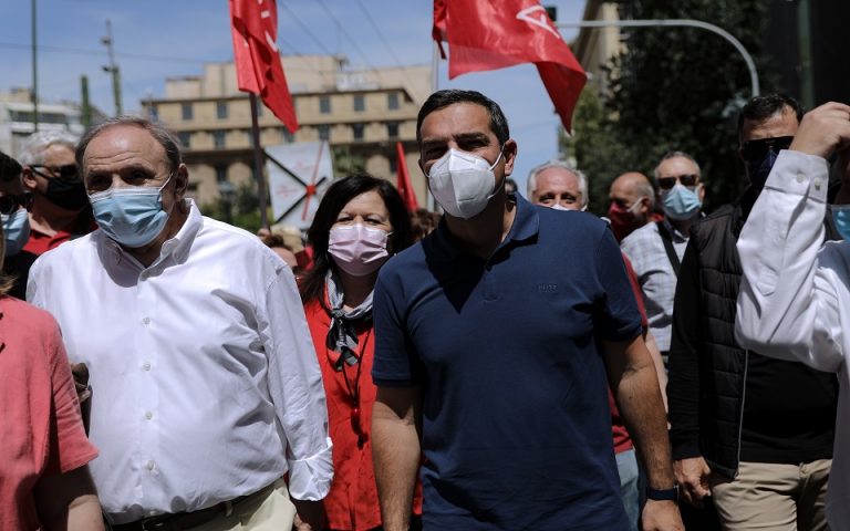 Αλ. Τσίπρας: Ό,τι πιο αντιλαϊκό έχει φέρει ποτέ ελληνική κυβέρνηση η κατάργηση του 8ωρου