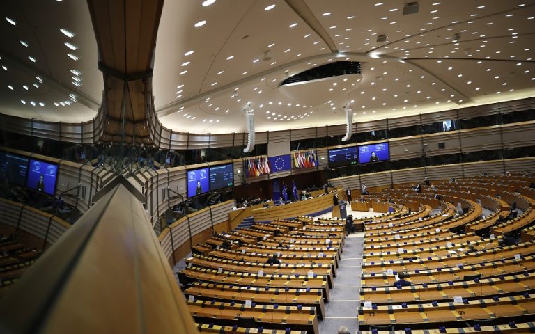 Αλγόριθμοι αντί βουλευτών; Η απάντηση των Ευρωπαίων προκαλεί έκπληξη