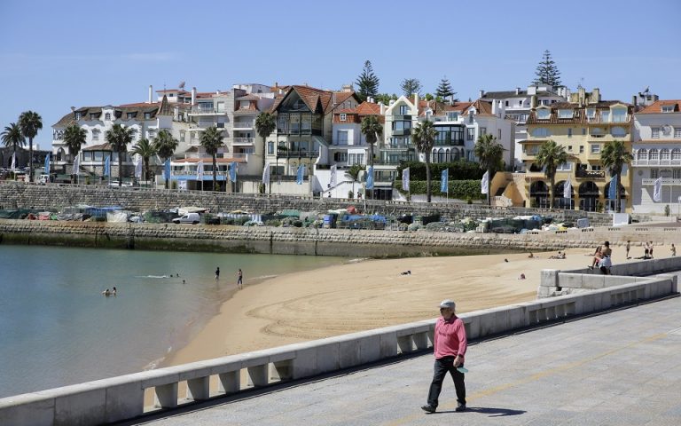 Η Πορτογαλία ανοίγει τις πόρτες στους τουρίστες