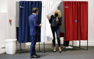 Γαλλία: Νικητής η αποχή και στο β’ γύρο των περιφερειακών εκλογών