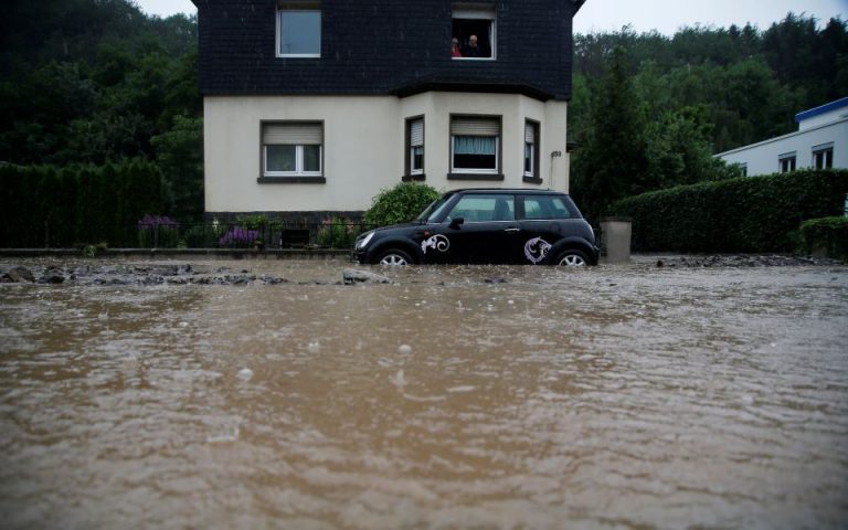 Σφοδρές βροχοπτώσεις στην Κ.Ευρώπη με δύο νεκρούς