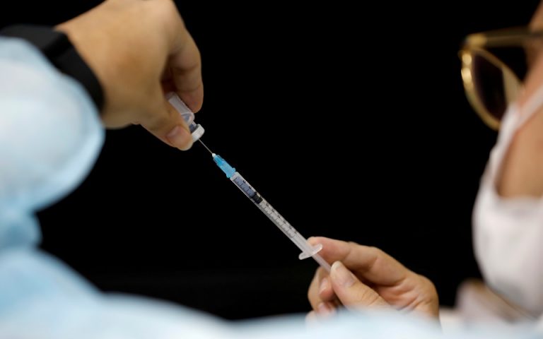Μ. Θεμιστοκλέους: 140.000 ανήλικοι 12 – 17 ετών έχουν εμβολιαστεί