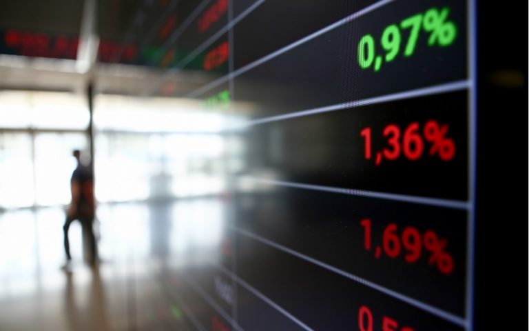 Χρηματιστήριο: Κατεβάζει ρυθμούς η αγορά – Στάση αναμονής από τους επενδυτές