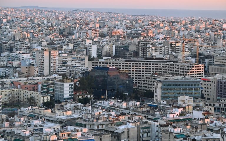 Real Estate: «Βουτιά» των τιμών στην Ελλάδα από το 2010 – Ποια χώρα είδε «έκρηξη» 142%