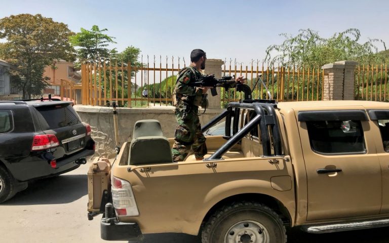 Αφγανιστάν: Το ΝΑΤΟ διατηρεί τη διπλωματική παρουσία του στην Καμπούλ