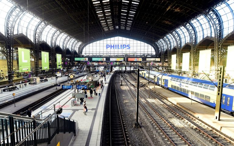 Γερμανία: «Μπλακ άουτ» στις σιδηροδρομικές συγκοινωνίες λόγω απεργίας