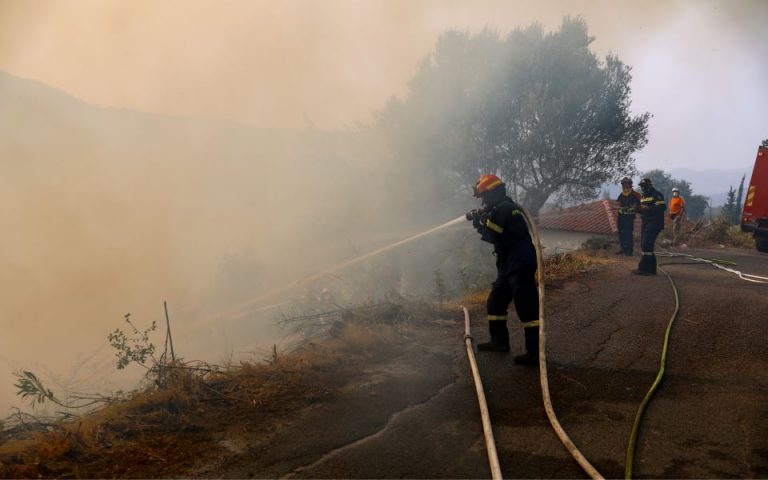 Πολύ υψηλός κίνδυνος πυρκαγιάς αύριο σε έξι Περιφέρειες