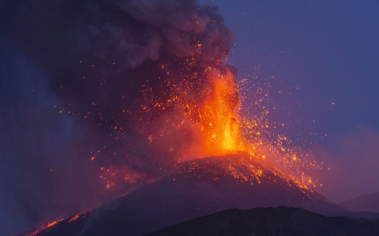 Αίτνα: Ξύπνησε ξάνα το πιο ενεργό ηφαίστειο της Ευρώπης