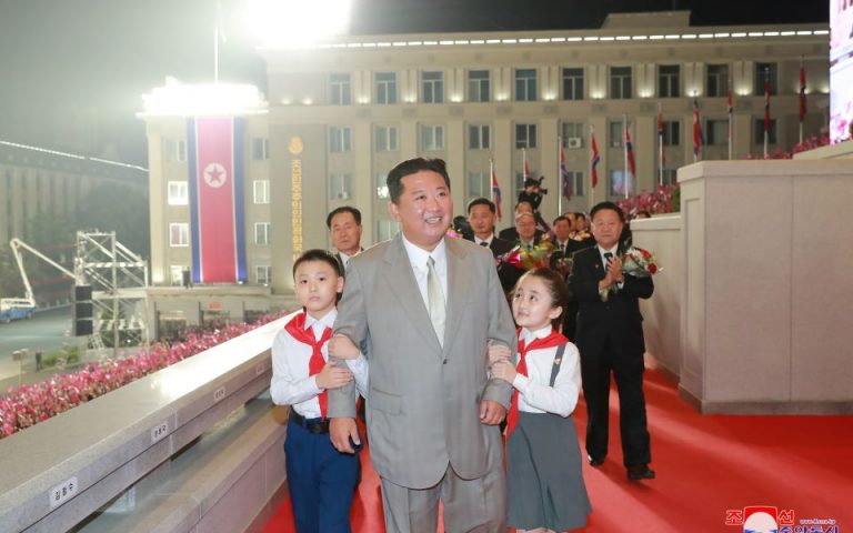 Βόρεια Κορέα: 75 χρόνια στην εξουσία η δυναστεία Κιμ