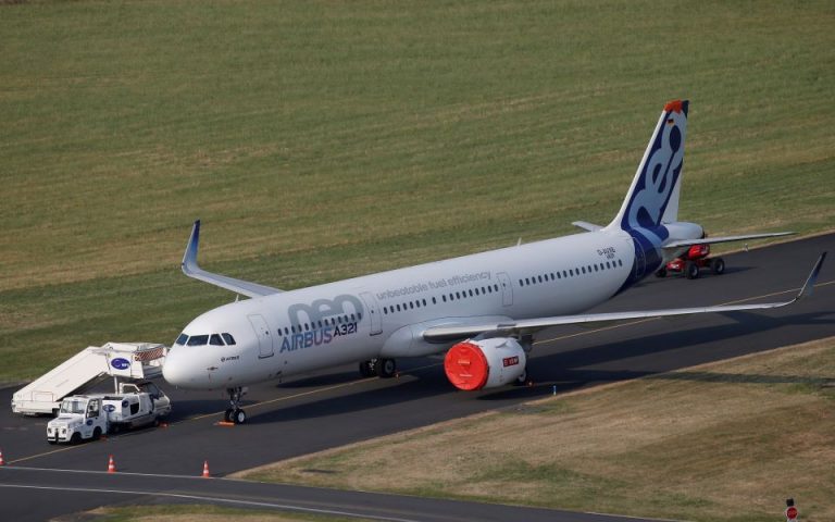 Airbus: Προηγείται στις παραδόσεις, υστερεί στις παραγγελίες