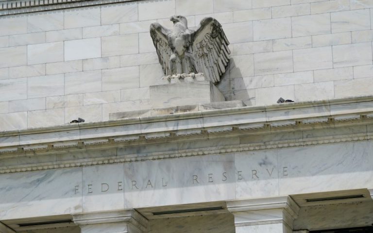 Jackson Hole: Η Fed δεν μπορεί να περιορίσει τον πληθωρισμό που οφείλεται σε δημοσιονομικούς λόγους