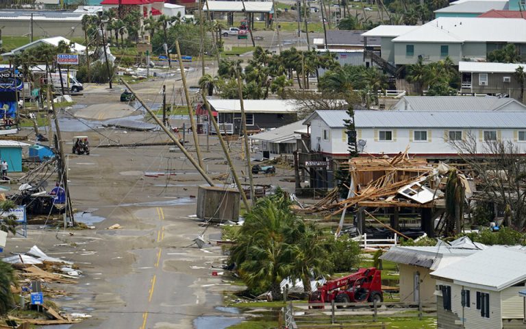 ΗΠΑ: Πόσο θα φτάσει ο «λογαριασμός» των ζημιών από τον τυφώνα Άιντα