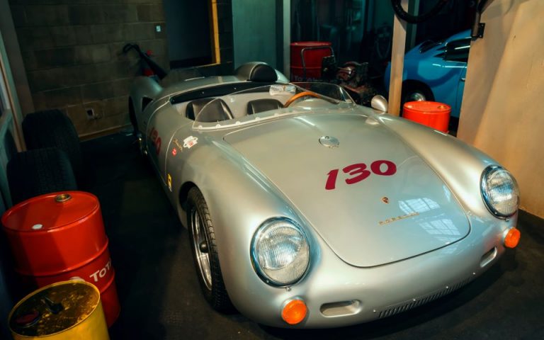 Porsche: Η πρώτη σε κεφαλαιοποίηση αυτοκινητοβιομηχανία της Ευρώπης