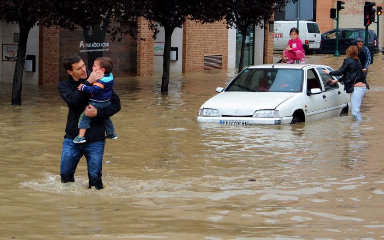 Ισπανία: Χάος έχει προκαλέσει σφοδρή καταιγίδα