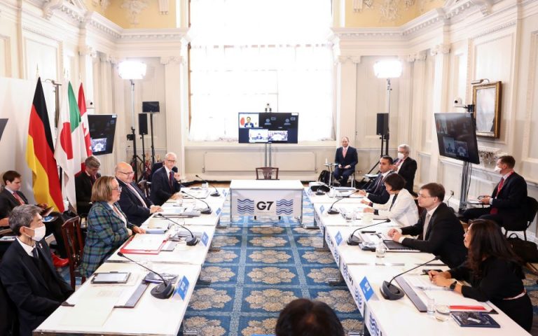 G7: Μπήκαν οι κατευθυντήριες αρχές για το ψηφιακό εμπόριο
