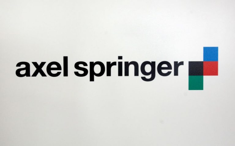 Axel Springer: «Έπαψε» τον διευθυντή σύνταξης της BILD για κατάχρηση εξουσίας