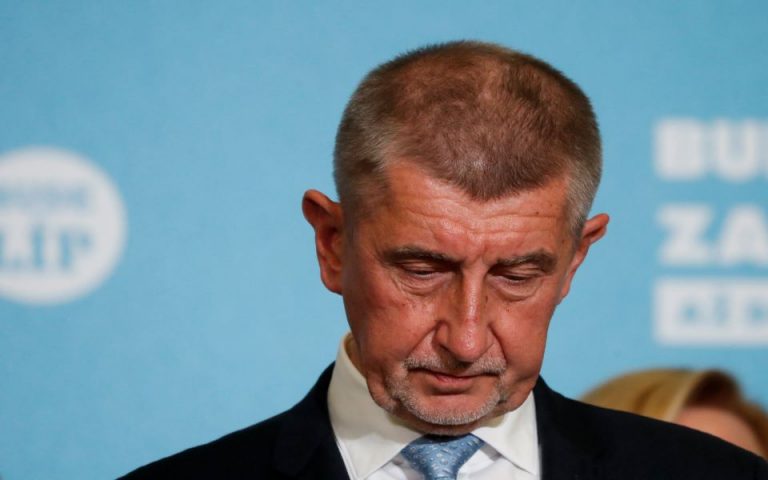 Εκλογές στην Τσεχία: Ήττα του πρωθυπουργού, νίκη της κεντροδεξιάς