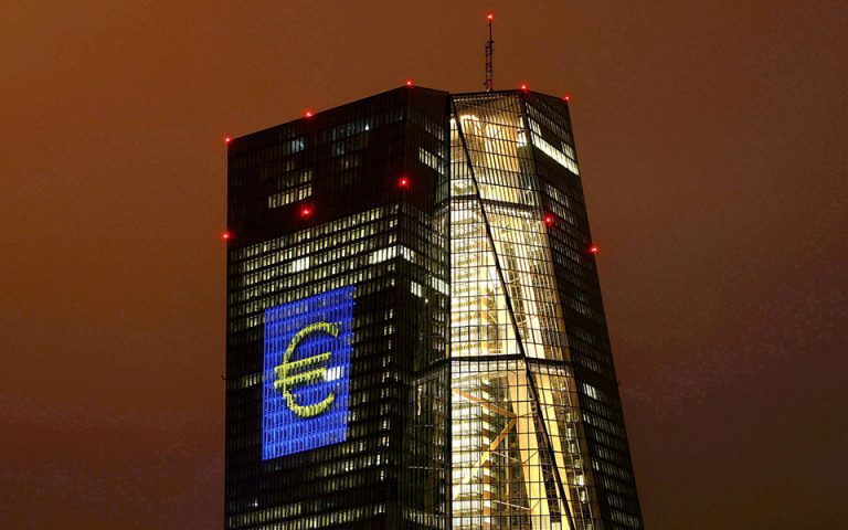 Προς το 4% καλπάζει ο πληθωρισμός – Τα βλέμματα στην ΕΚΤ