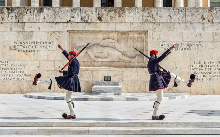 Γιατί αναβάθμισε την Ελλάδα ο οίκος R&I – Τι σημαίνει