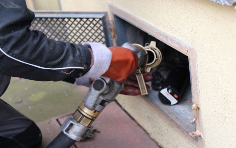 Στα ύψη η τιμή του πετρελαίου θέρμανσης – Μέτρα ζητούν οι Βενζινοπώλες