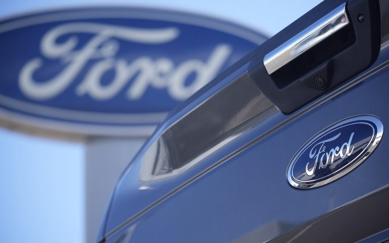 Η Ford θα περικόψει πάνω από 1.000 θέσεις εργασίας στη Γερμανία