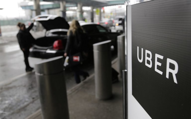 Uber: Ανεβάζει την ταρίφα στο Λονδίνο – Είδος υπό εξαφάνιση οι οδηγοί