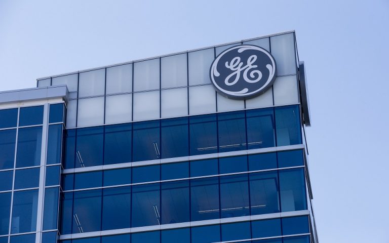 Σπάει στα τρία η General Electric – Ράλι 12% για τη μετοχή