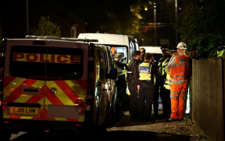 Βρετανία: Ένας άνθρωπος σκοτώθηκε και ένας τραυματίστηκε από έκρηξη αυτοκινήτου στο Λίβερπουλ