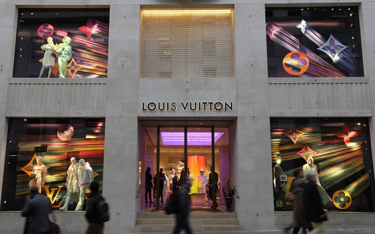 Louis Vuitton: Σχέδια για το πρώτο duty-free κατάστημα στην Κίνα 
