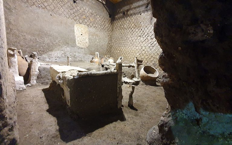 Ιταλία: Ανακαλύφθηκε δωμάτιο που ρίχνει φως στη ζωή των σκλάβων στην αρχαία Πομπηία