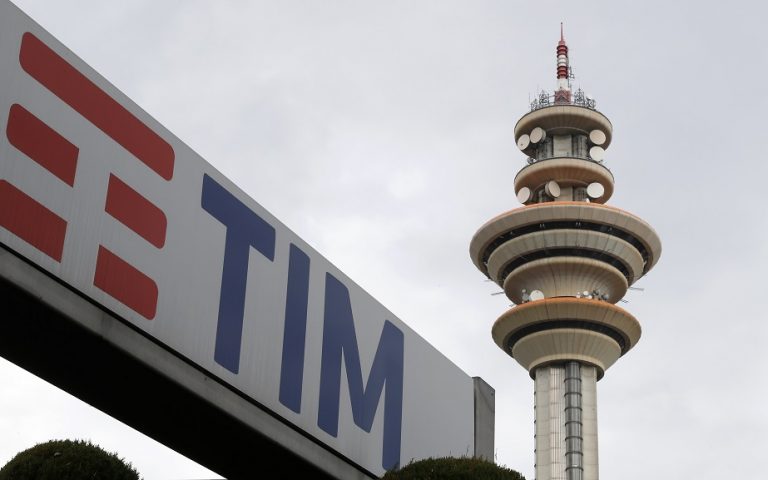 Αμερικανικό ενδιαφέρον για την Telecom Italia – Άλμα σχεδόν 30% για τη μετοχή