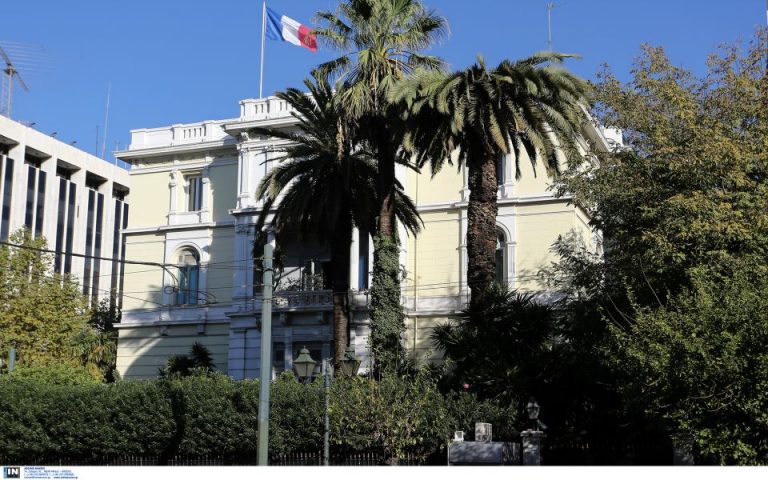 Γαλλική πρεσβεία: Πρωτοφανή επίπεδα συνεργασίας Αθήνας-Παρισιού στην άμυνα