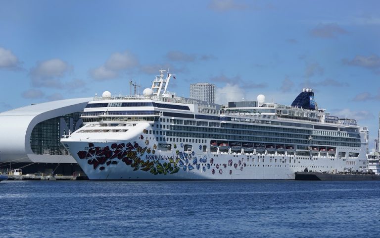 Τουρισμός: Συμφωνία με τη Norwegian Cruise Line για 200.000 επιβάτες το 2022