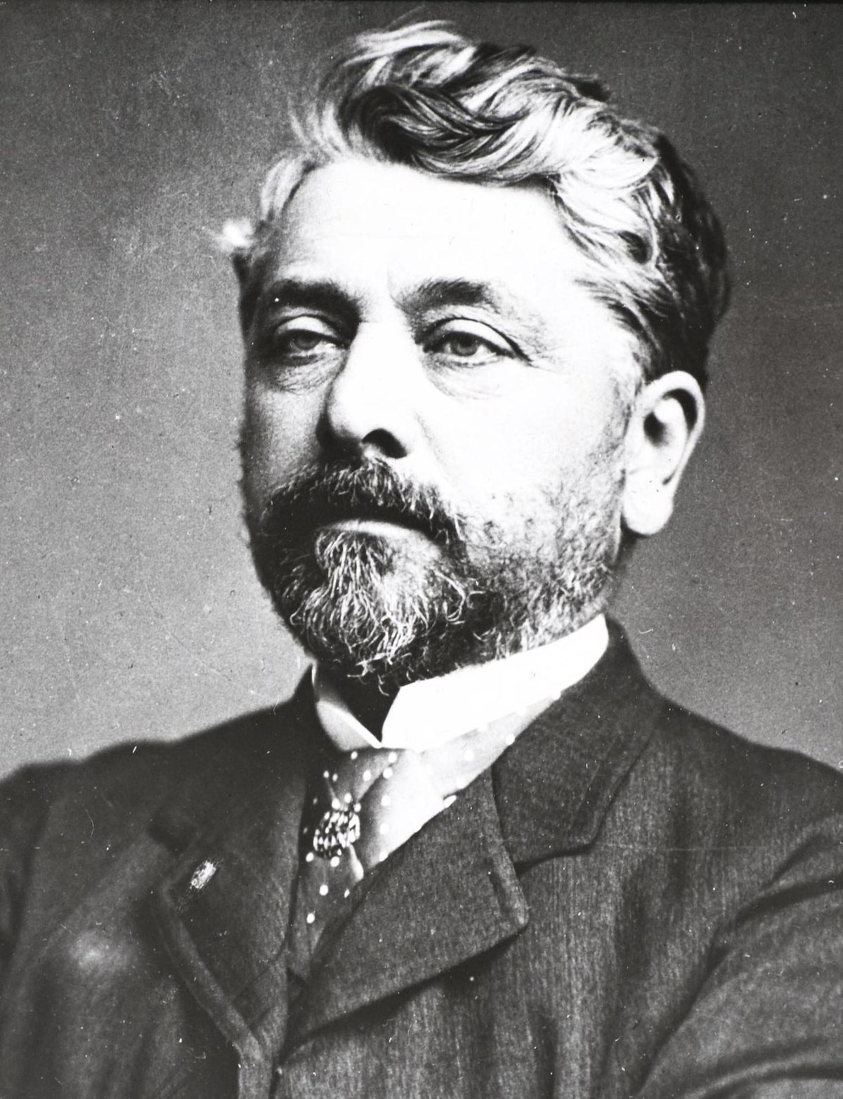 Ο θάνατος του Alexandre Gustave Eiffel και μια ζωή στη σκιά του πύργου του-1