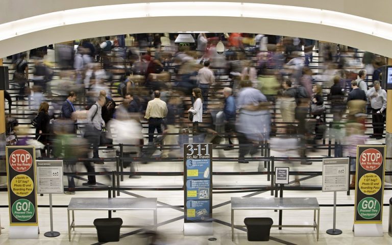 Επικεφαλής Heathrow: Πότε θα επιστρέψουν τα ταξίδια στην κανονικότητα;