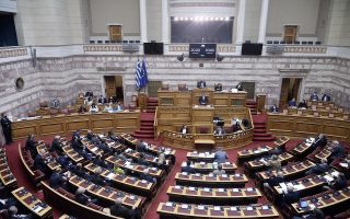 Κ. Βελόπουλος: Προστατέψτε τα ελληνικά προϊόντα με δασμούς