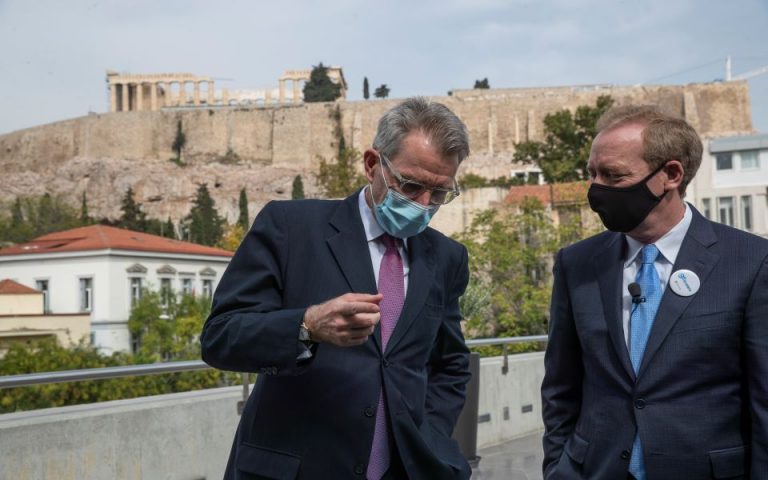 WSJ: Οι ΗΠΑ βλέπουν ένα «φωτεινό σημείο» στην Ευρώπη: την Ελλάδα