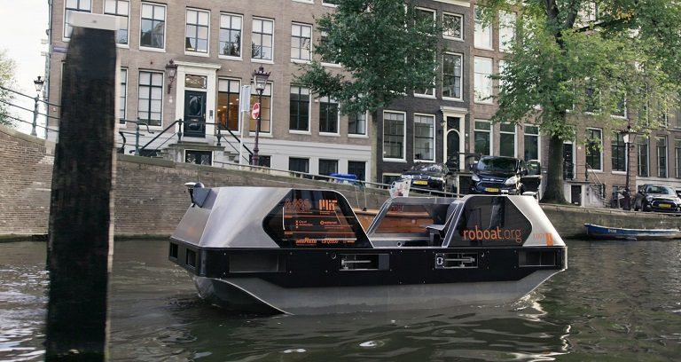 Βαρκάδα με Artificial Intelligence στο Άμστερνταμ