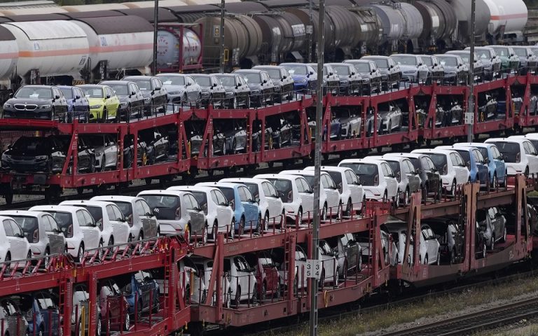 Κίνα: Σε άνοδο επέστρεψαν οι πωλήσεις αυτοκινήτων τον Ιανουάριο  