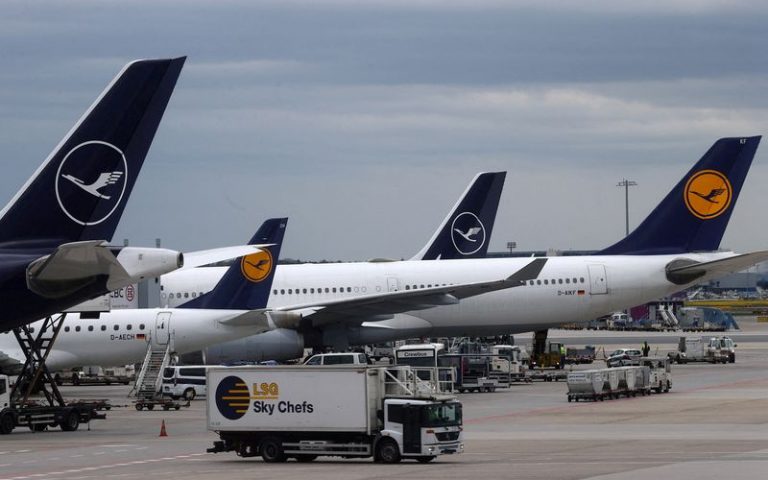 Lufthansa: Θα ακυρώσει πάνω από 3.000 πτήσεις το καλοκαίρι λόγω έλλειψης προσωπικού