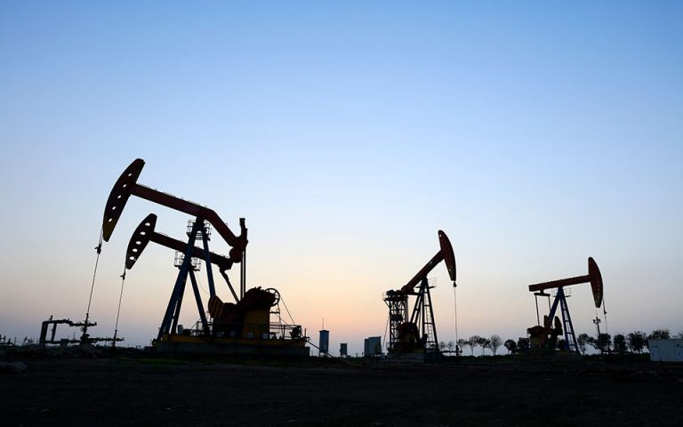 Πετρέλαιο: Το Brent κάτω από τα 100 δολάρια για πρώτη φορά από τον Απρίλιο